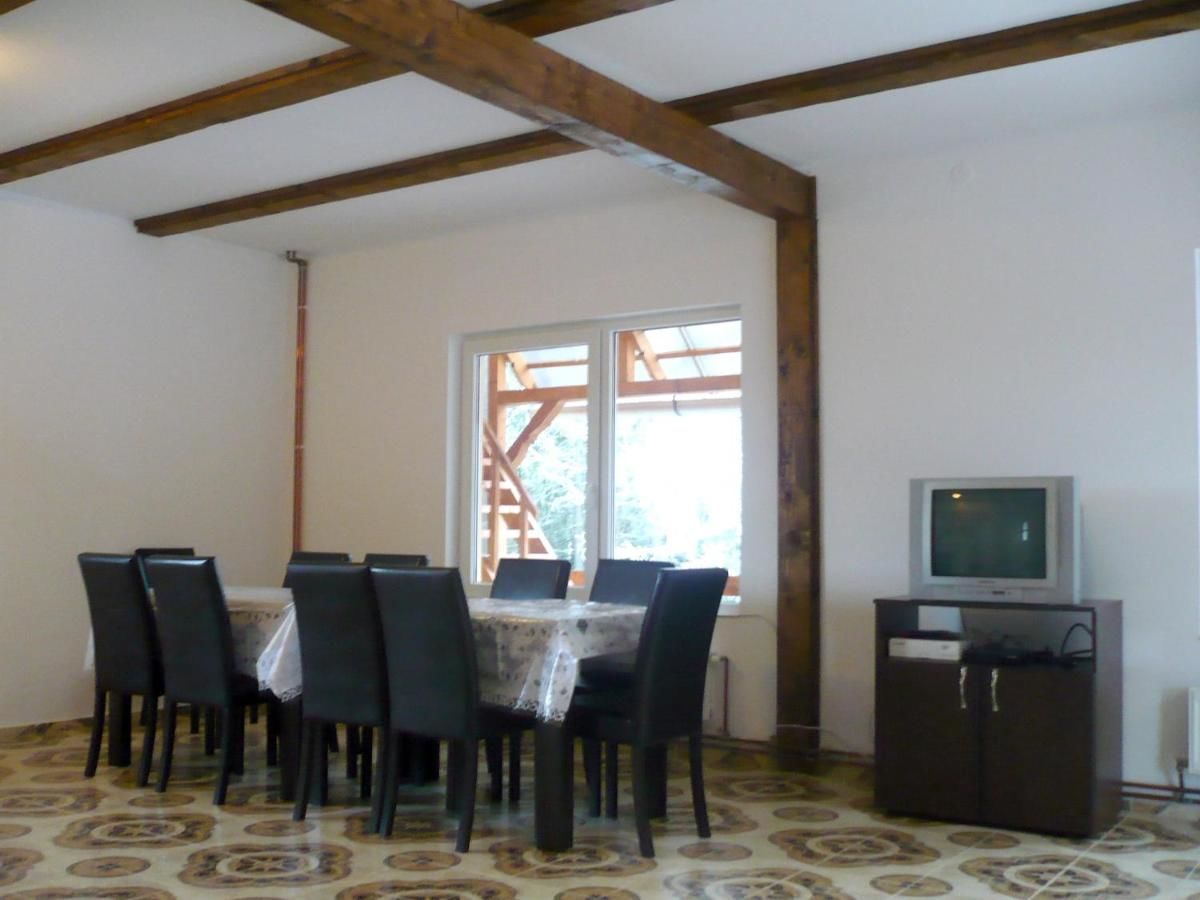 Дома для отпуска House with 4 bedrooms in Mărișel, with furnished terrace Мэришел-16