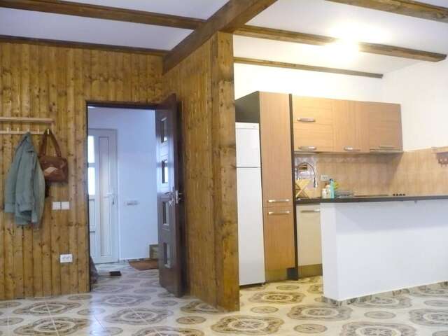 Дома для отпуска House with 4 bedrooms in Mărișel, with furnished terrace Мэришел-20